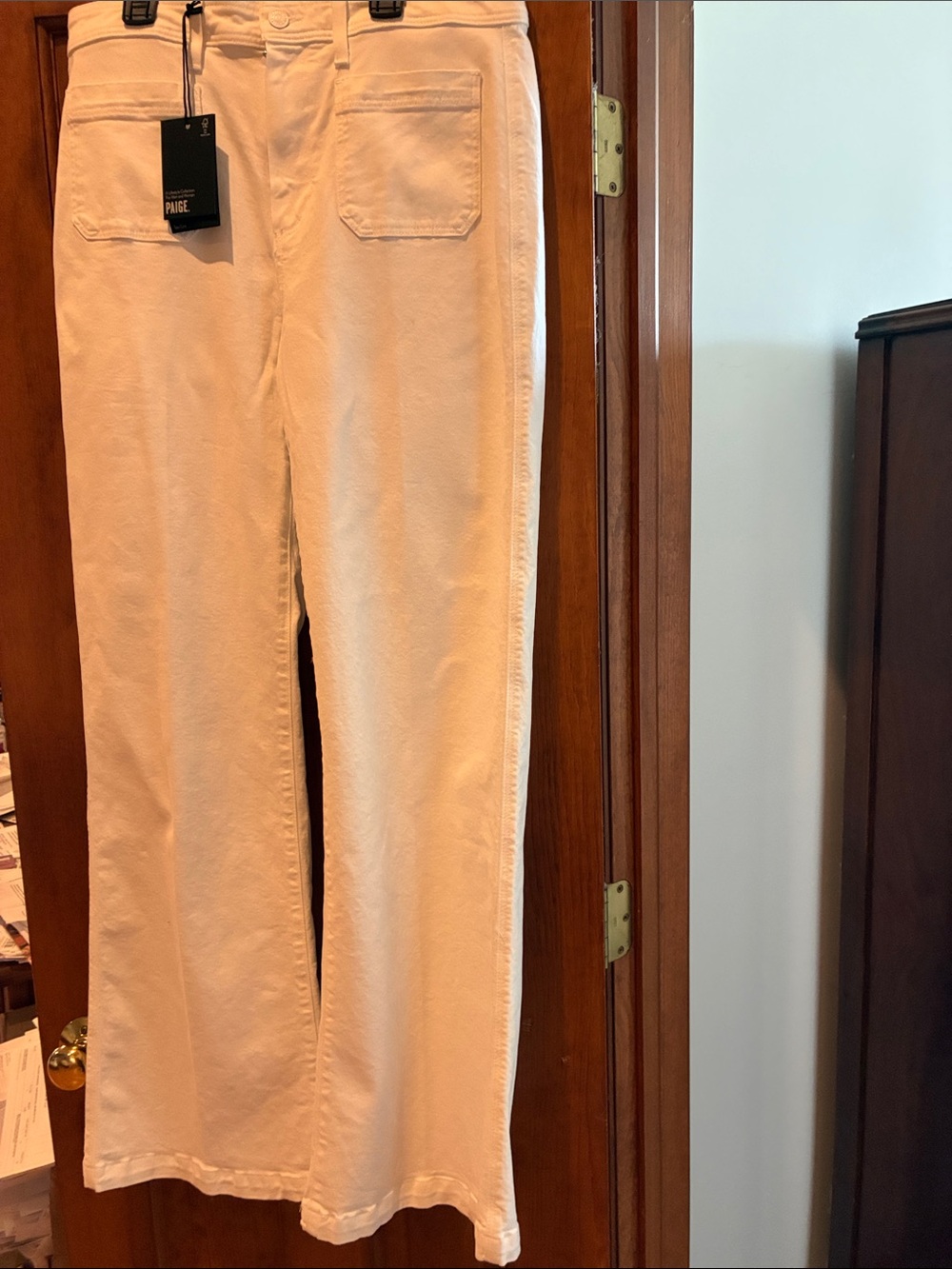 NWT Paige patch pocket white denim jean Leenah flare size 31
